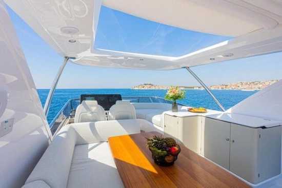 Azimut 60 Fly HT usado à venda