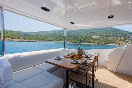 Azimut 60 Fly HT usado à venda