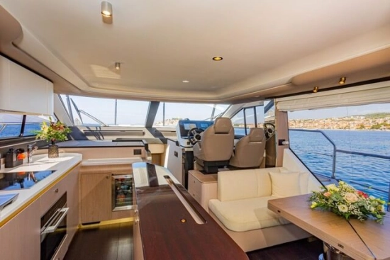 Azimut 60 Fly HT usado à venda