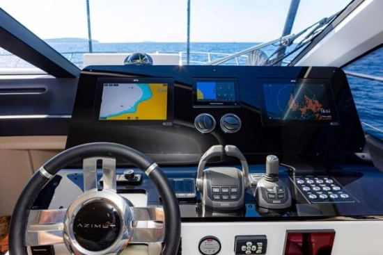 Azimut 60 Fly HT usado à venda