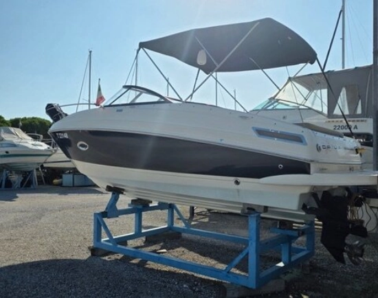 Bayliner 742 CU usata in vendita