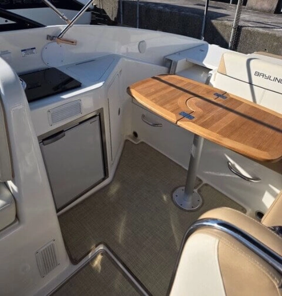 Bayliner 742 CU usata in vendita