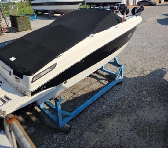Bayliner 742 CU usata in vendita