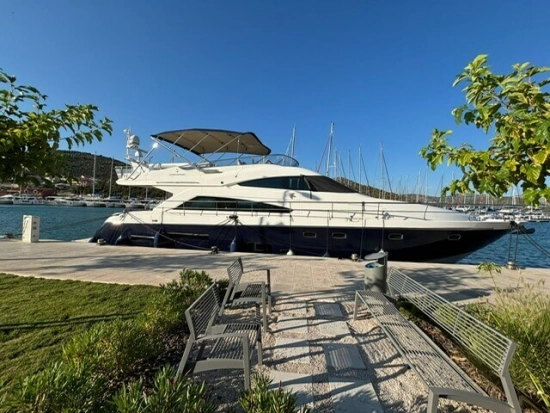 Fairline Squadron 65 usado à venda