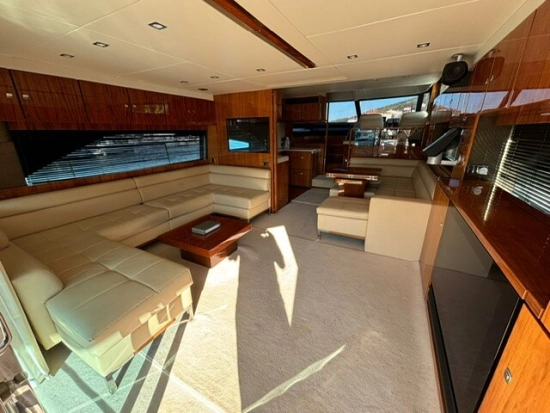 Fairline Squadron 65 usado à venda