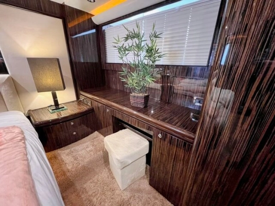 Elegance Yacht 64 Garage de segunda mano en venta