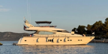 Elegance Yacht 64 Garage usata in vendita