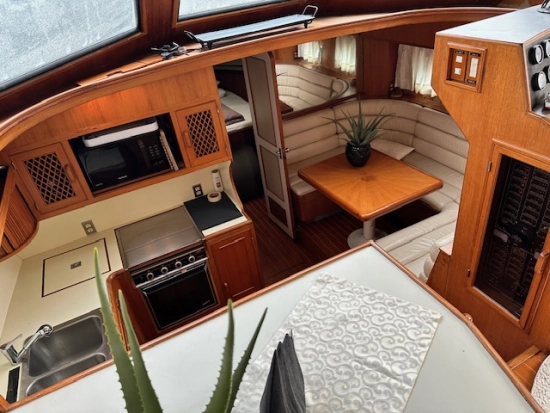 Histar 47 Aftcabin usado à venda