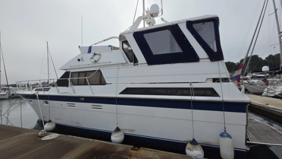 Histar 47 Aftcabin usado à venda