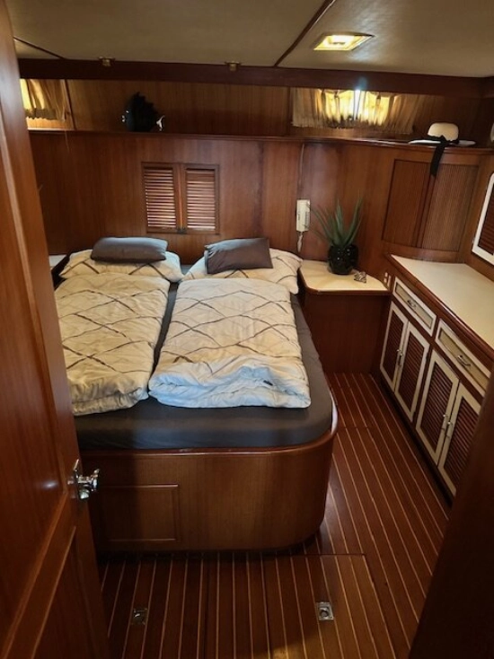 Histar 47 Aftcabin usado à venda