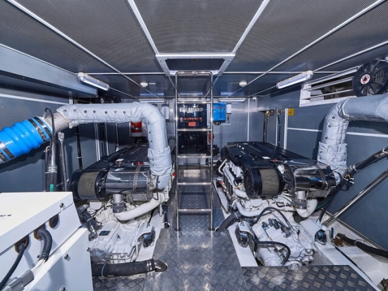 Fujian Yihong Yacht Corp. Aquitalia 28 Motoryacht nuevo en venta