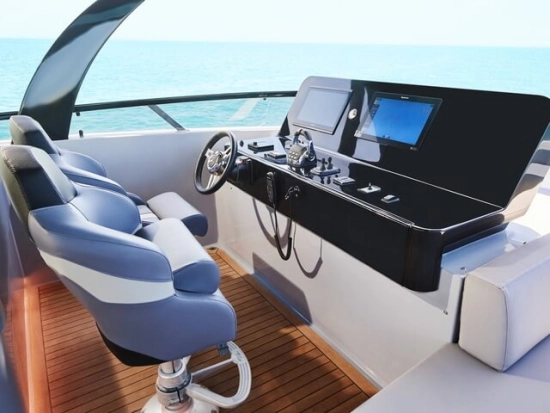 Fujian Yihong Yacht Corp. Aquitalia 28 Motoryacht nuevo en venta
