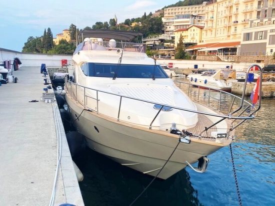 Cayman Yachts 62 Cyber de segunda mano en venta