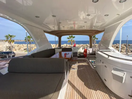 Elegance Yacht 68 Fly de segunda mano en venta