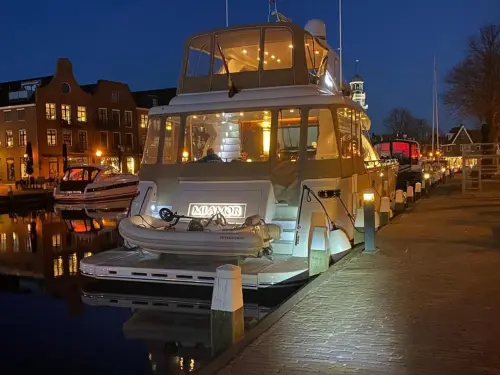 Elegance Yacht 68 Fly de segunda mano en venta