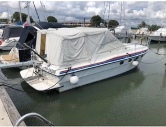Fairline 33 Targa usado à venda