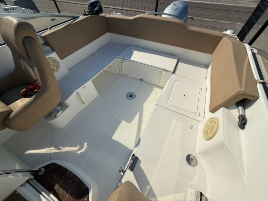 Jeanneau Cap Camarat 6.5 DC de segunda mano en venta