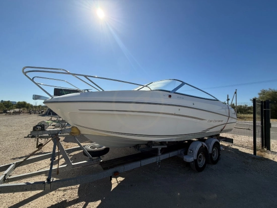 Jeanneau Cap Camarat 6.5 DC de segunda mano en venta