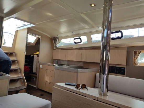 Beneteau Oceanis 41.1 usado à venda