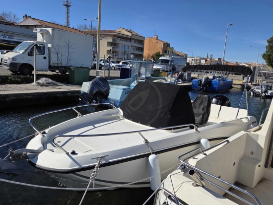 Quicksilver Sundeck Activ 605 usado à venda
