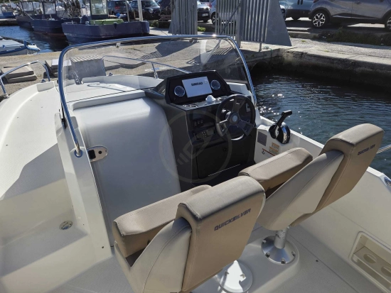 Quicksilver Sundeck Activ 605 usado à venda