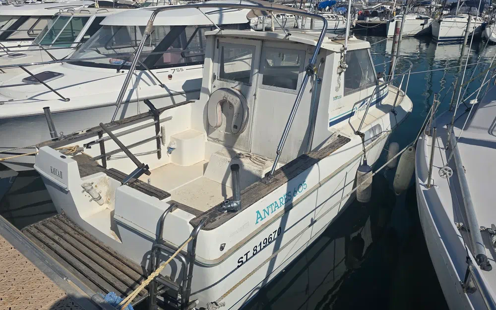 Beneteau Antares 605 usata in vendita