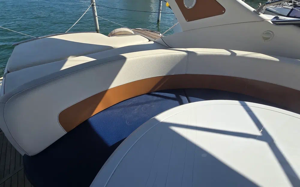 Sessa Marine C42 usata in vendita