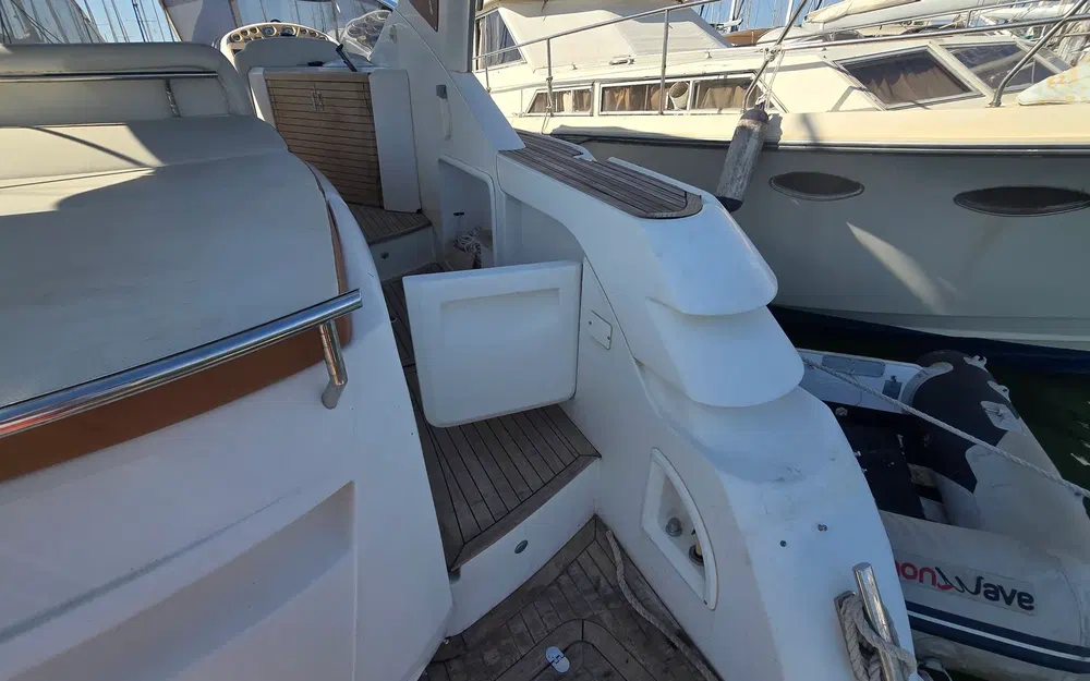Sessa Marine C42 usata in vendita