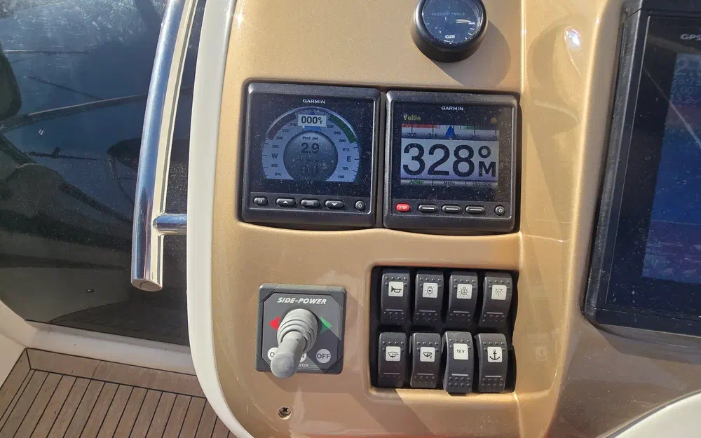 Sessa Marine C42 usata in vendita
