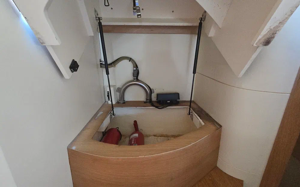 Sessa Marine C42 usata in vendita