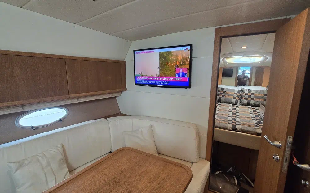 Sessa Marine C42 usata in vendita