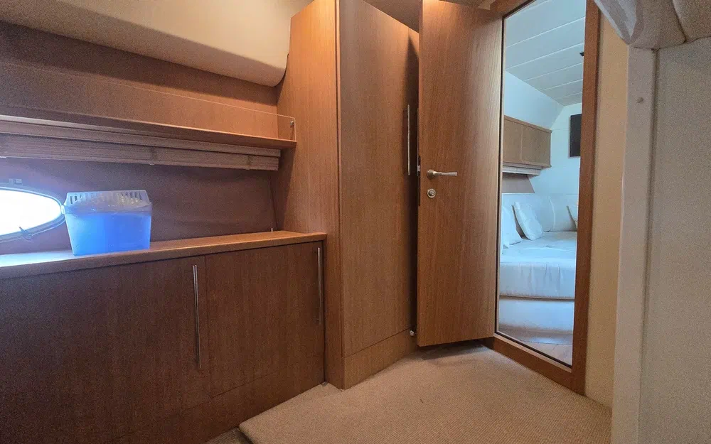 Sessa Marine C42 usata in vendita