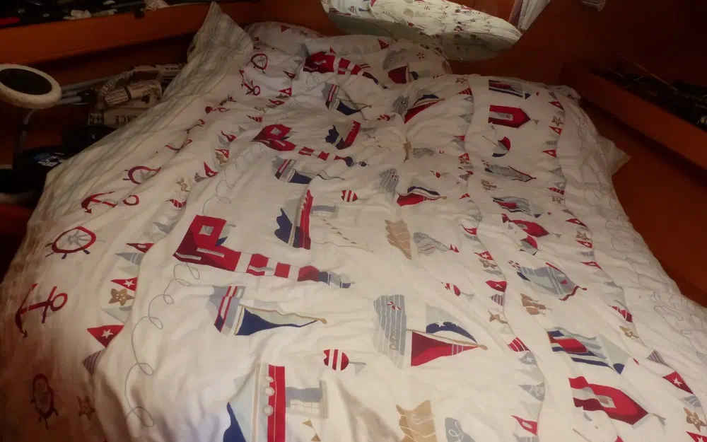 Beneteau Antares 10.80 usado à venda