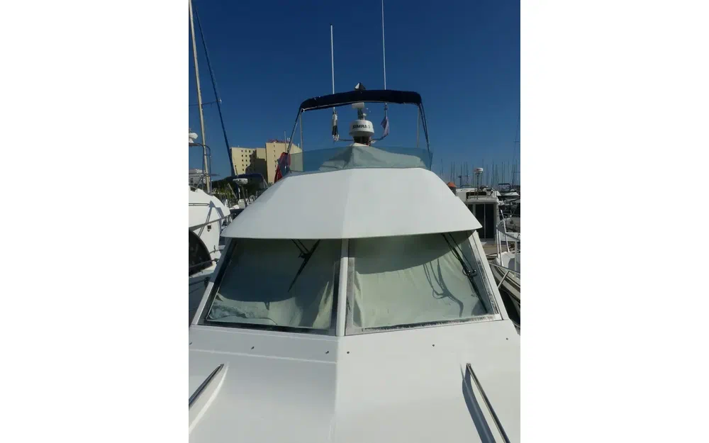 Beneteau Antares 10.80 usado à venda