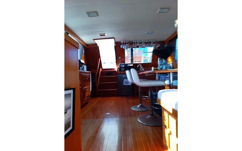Viking Yachts Monterey 46 usado à venda