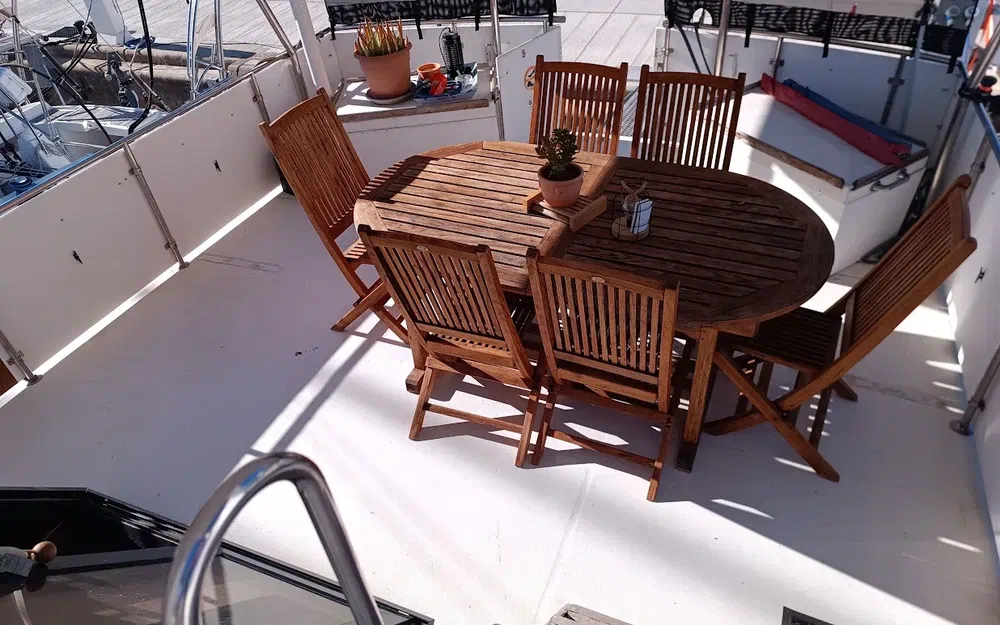 Viking Yachts Monterey 46 usado à venda