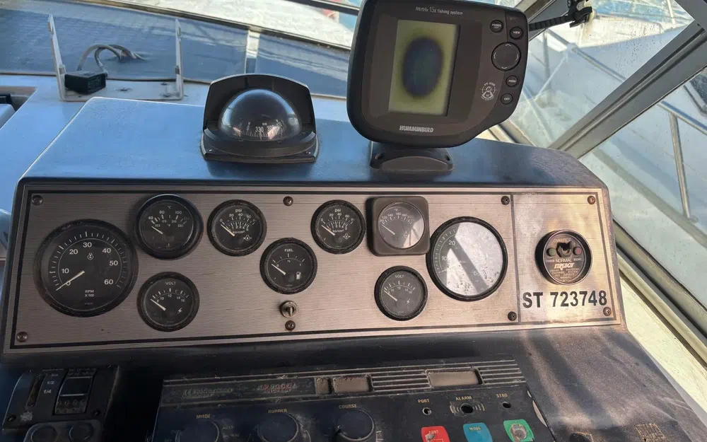 Chris Craft Amerosport 320 usado à venda
