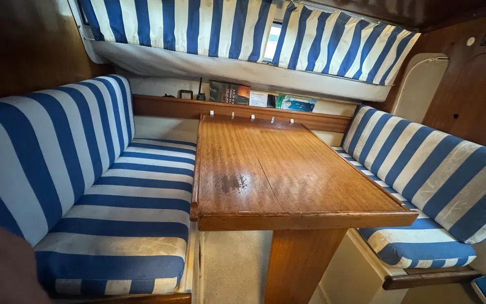 Beneteau Evasion 25 usado à venda