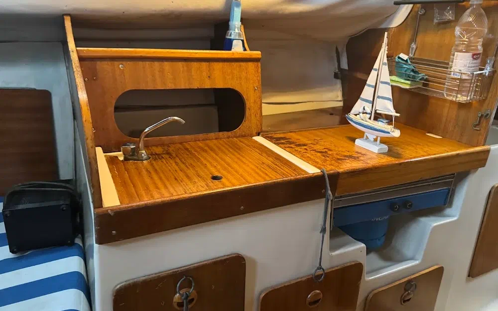 Beneteau Evasion 25 usado à venda