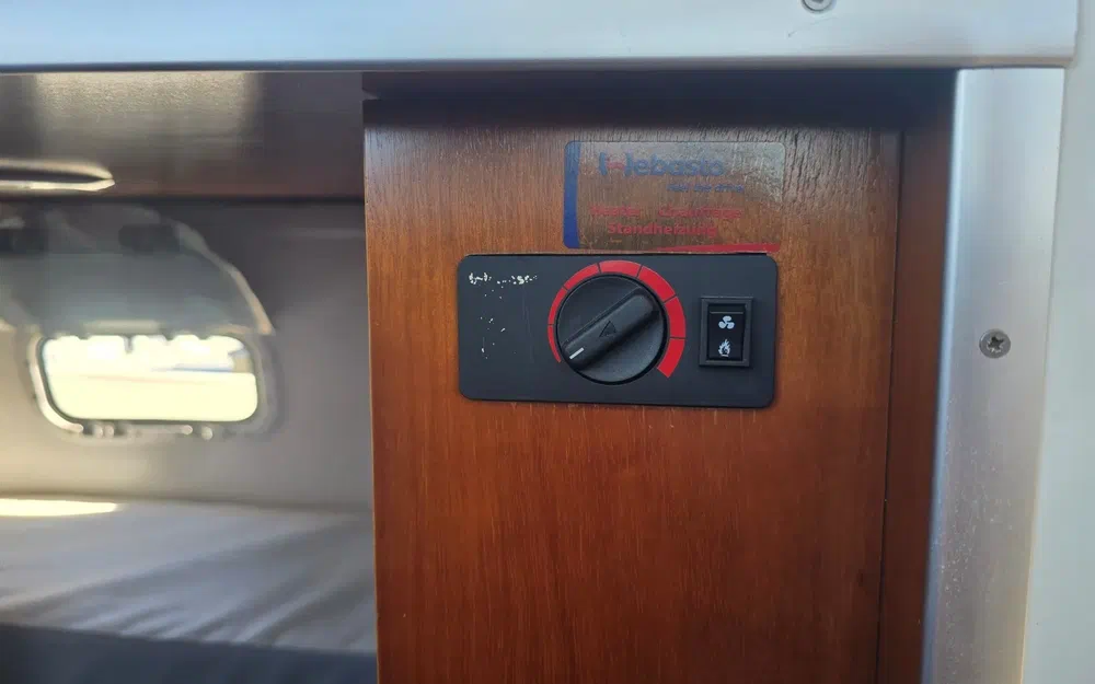 Beneteau Antares Serie 9 de segunda mano en venta