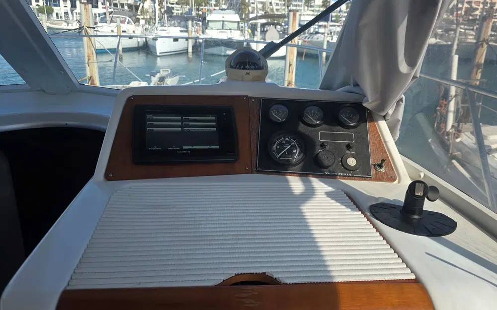 Beneteau Antares Serie 9 de segunda mano en venta