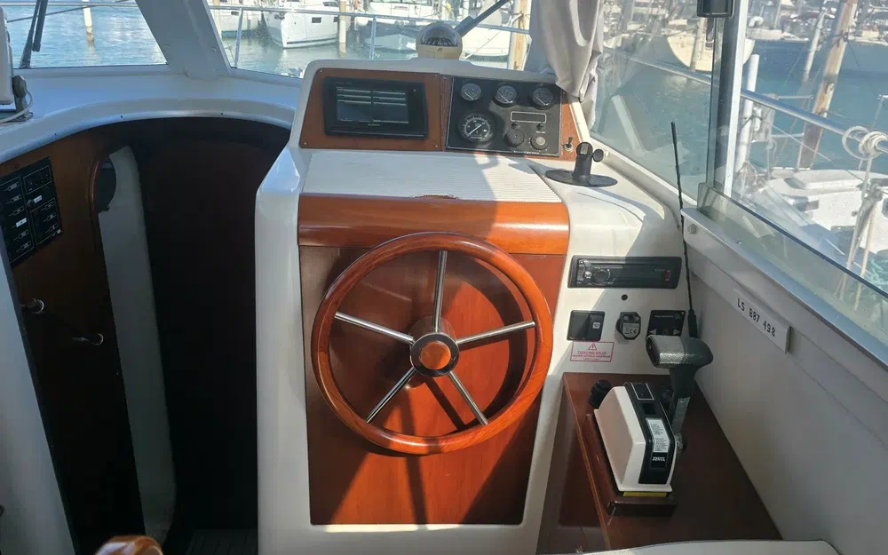 Beneteau Antares Serie 9 de segunda mano en venta
