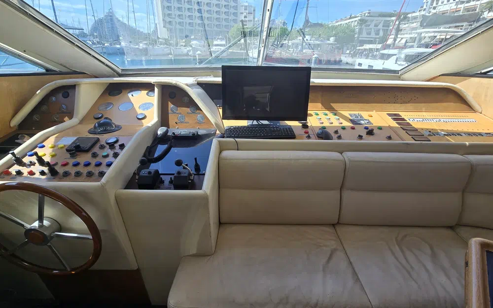 Mondomarine M 60 usado à venda