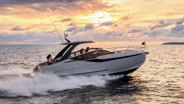 Fairline F Line 33 nuova in vendita