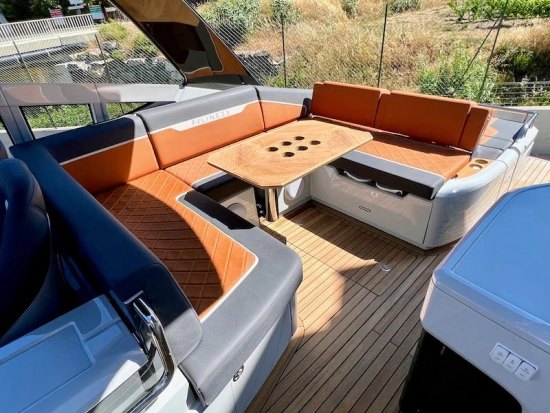 Fairline F Line 33 novos à venda
