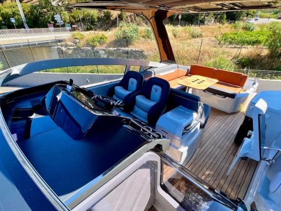 Fairline F Line 33 novos à venda