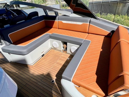 Fairline F Line 33 novos à venda