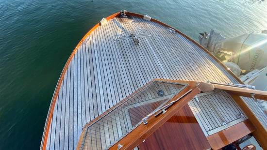 Latitude 46 Lady Scarlett usata in vendita