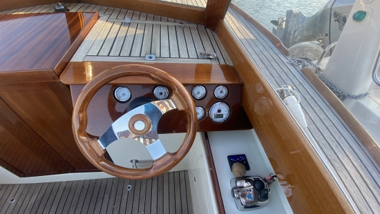 Latitude 46 Lady Scarlett usata in vendita