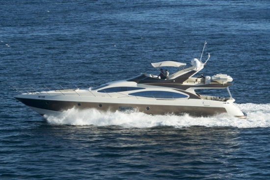 Azimut 68E usado à venda